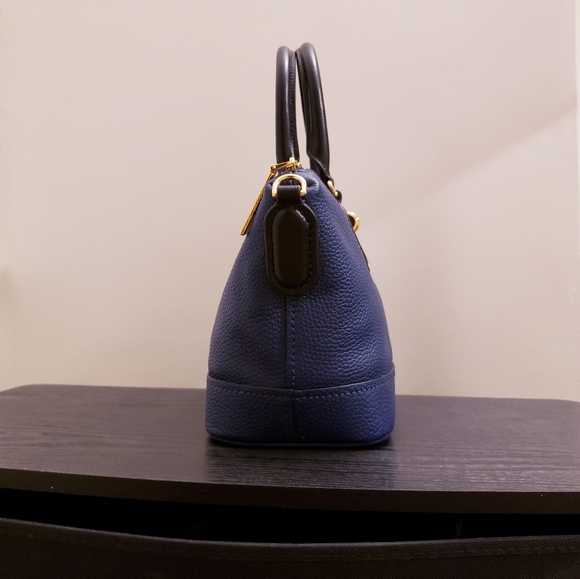 Marc Jacobs Turn-lock Leather Duffel Satchel - Picture 4 of 12